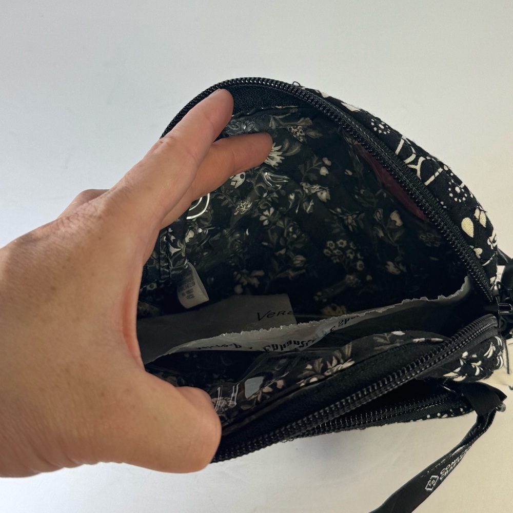 Vera Bradley Mini Cosmetic Bag – Black Bandana Medallion (NWT) - Picture 2 of 6